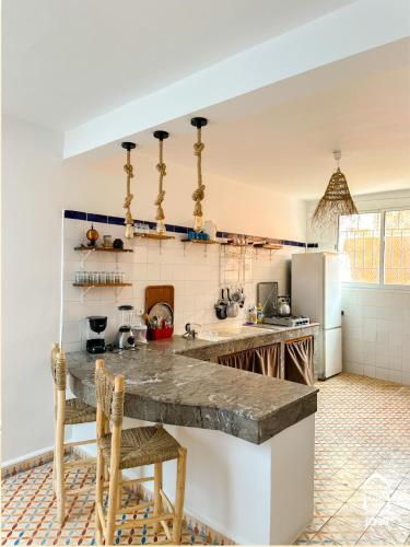 타가주 Eco Bay Surf House 1성급 호텔 로비