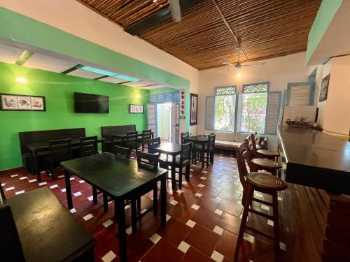Sana Mar Hostel & Eco-Cafe in Santa Marta