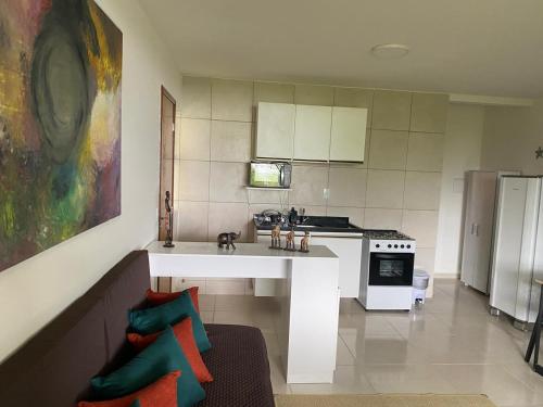 Flat Condominio Topo da Montanha 507 fica a 5km do centro in Cha Grande
