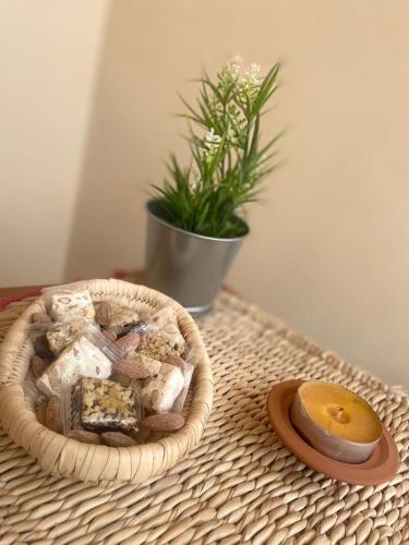 Studio Moderne avec terrasse Studio Moderne avec terrasse