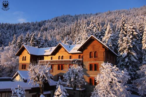 . Hotel Tirolo