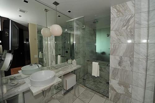 Best Strip City Views Balcony Suite No Resort Fee, Las Vegas (foto 4)