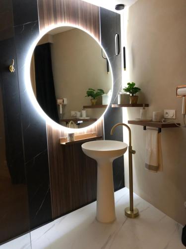 L'URBANA Rooms chambre d'hôte Courrières