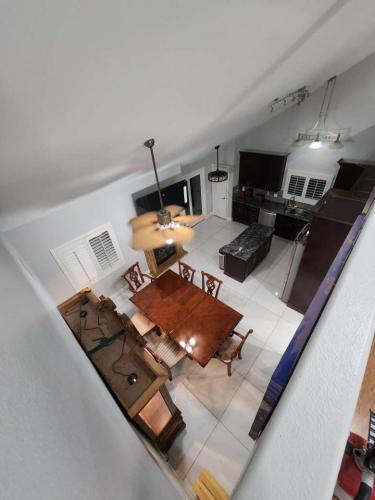 Heated Salt Pool, BBQ, Movie Projector, Stereo, Billiards Table, Arcade Game, Darts - Stone Sanctuary NW at Childrens Memorial Park, Pool Heat Optional, Las Vegas (foto 9)