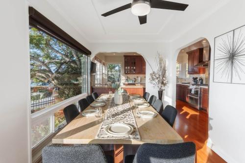 Family-Friendly Bay Views, Game Room, Hot Tub! in Morena