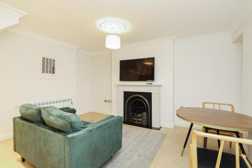 Kensington Gardens Apartments - image 3