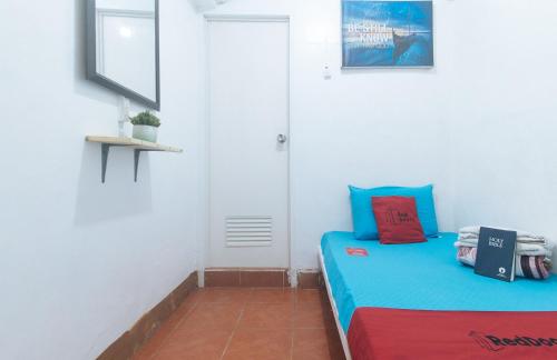 RedDoorz near OWWA Pasay, Manila (fotografie 8)