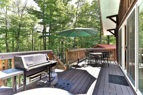 the SHACK - Three Bedroom Home Close to Ski Resort with Hot Tub the SHACK - Three Bedroom Home Close to Ski Resort with Hot Tub