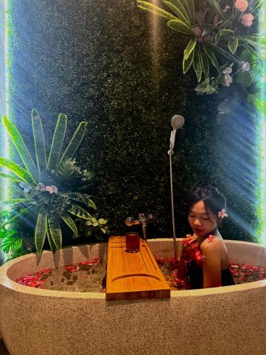 Ayu Homestay - Tap to explore photos