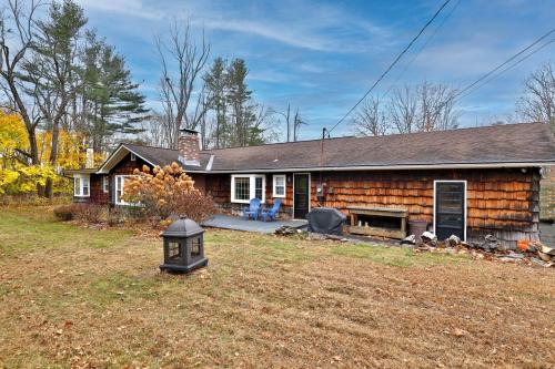 酒店外观, Susan Lane Hideaway - 4BR, 3BA Renovated Home, Close to Skiing and Town, Fireplace in 拉特兰(VT)