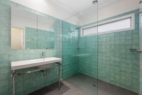 Old Lonsdale Classic on Kirk Old Lonsdale Classic on Kirk