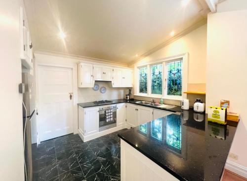 Leura's Magical Manderley in Leura