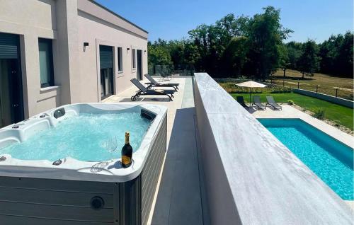 المنظر الخارجي, Villa Kalea in Veli Golji