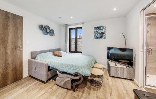Awesome Apartment In Saint-Benoit-Des-Ondes in Saint Benoit Des Ondes