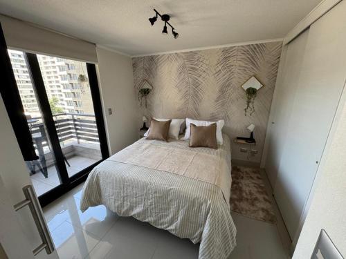 HOM I Amplio Depto 1D1B 3PAX con Terraza en STGO