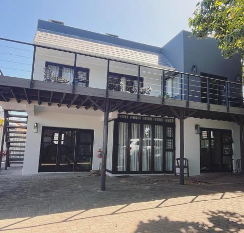 Exterior view, Nahoon View, King Room in Nahoon Mouth