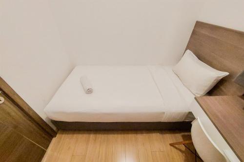 Comfortable and Homey Living 2BR at Sky House BSD Apartment By Travelio – Tangerang, PA
