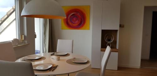. Drosselnest Moderne Design-Wohnung Alles neu!