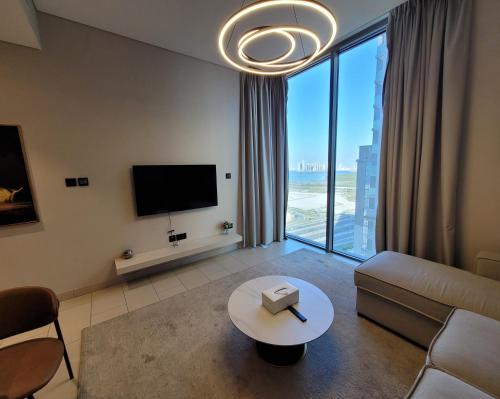 Modern Fully Furnished 1BR Creek Vista Reserve, Dubái (foto 4)