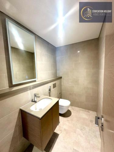 Stylish 1BR Lavish Living Waves Grande, Dubái (foto 10)