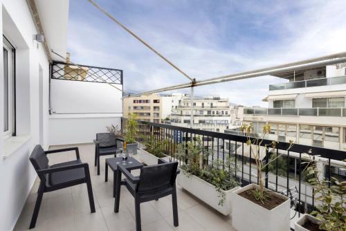 Renovated 3BDR Apartment in the heart of Athens - image 10