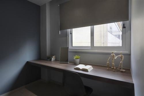 Renovated 3BDR Apartment in the heart of Athens - image 6