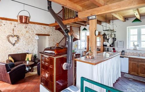 кухня, Cozy Home In Frayssinet-Le-Gélat (Cozy Home In Frayssinet-Le-Gelat) in Frayssinet-le-Gélat