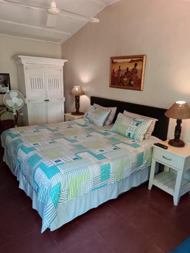 1 queen bed