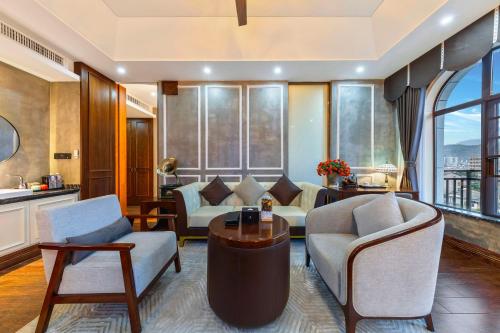 肖恩城堡度假美宿(张家界天门山索道店) 肖恩城堡度假美宿(张家界天门山索道店)