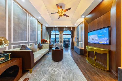 肖恩城堡度假美宿(张家界天门山索道店) 肖恩城堡度假美宿(张家界天门山索道店)