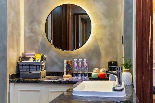 肖恩城堡度假美宿(张家界天门山索道店) 肖恩城堡度假美宿(张家界天门山索道店)