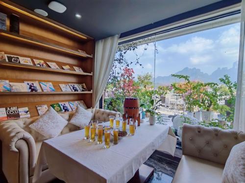 肖恩城堡度假美宿(张家界天门山索道店) 肖恩城堡度假美宿(张家界天门山索道店)