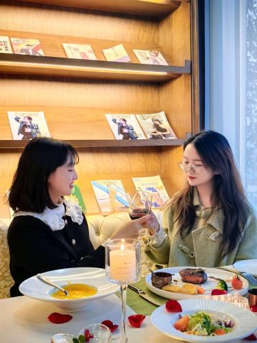 肖恩城堡度假美宿(张家界天门山索道店) 肖恩城堡度假美宿(张家界天门山索道店)