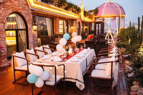 肖恩城堡度假美宿(张家界天门山索道店) 肖恩城堡度假美宿(张家界天门山索道店)