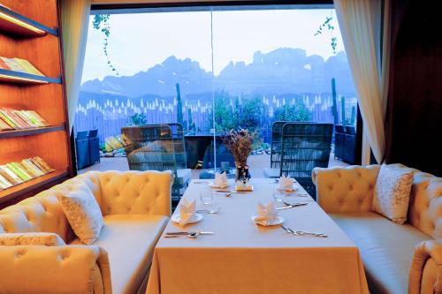 肖恩城堡度假美宿(张家界天门山索道店) 肖恩城堡度假美宿(张家界天门山索道店)