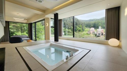 Yang Pyeong HOUSE OF MIND Pension in Danwol-myeon