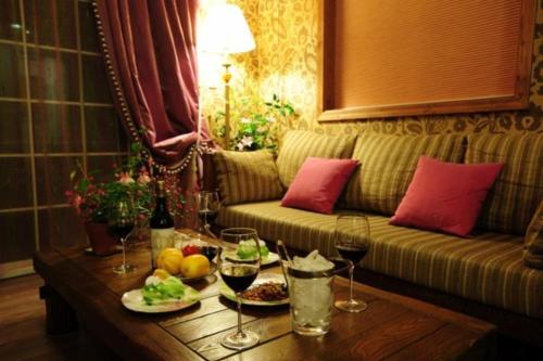 room detail thumbnail 0