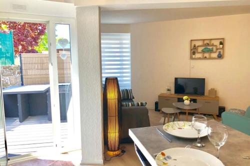 Jolie maisonnette cosy Bord de mer Terrasse