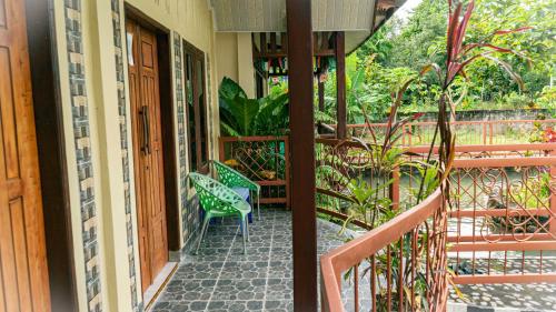 Orangutan Villa & Eco-Friendly Jungle Trekking in Bukit Lawang