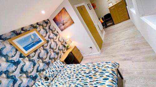 Room in Studio - One Studio Bradford City Center - Photo 2 in Bradford, United Kingdom