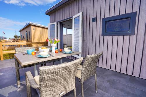 Ostsee Glück (Ostsee Gluck) in Lenste