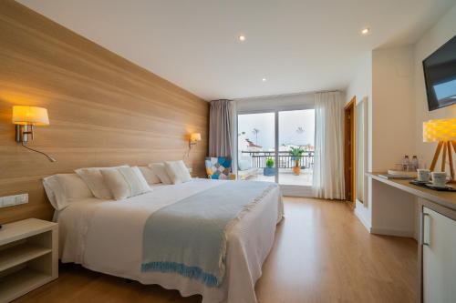 Hostal Menurka - image 6