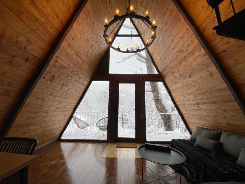 Wonderwood Borjomi Cottage in 博爾若米