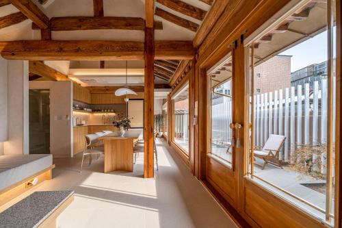 景色, Luxury Traditional Hanok - Private Entire Home - MemoryStay Hyoja in 光化門