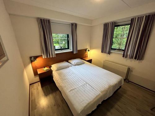 3 bedrooms, 6 beds