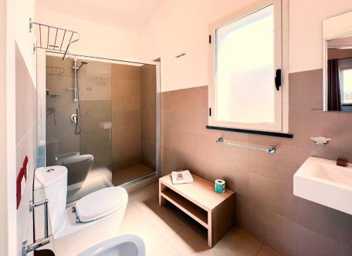 One-Bedroom Apartment image 1