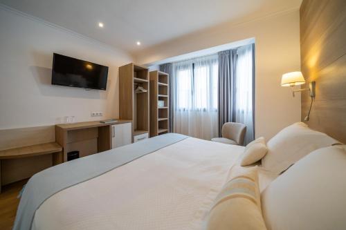 Hostal Menurka - image 7