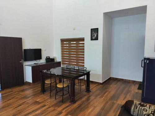 設施, Roneys Villa in 米南戈迪