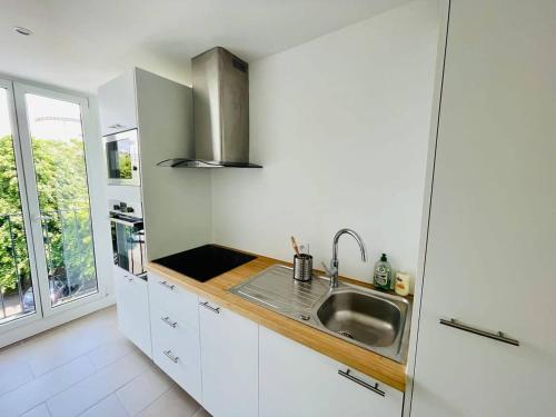 Two-Bedroom Apartment with Balcony image 4