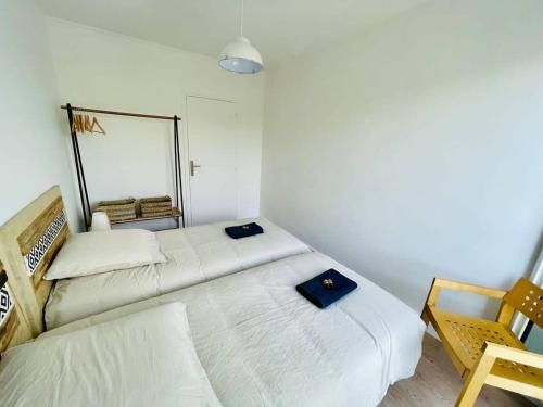 Two-Bedroom Apartment with Balcony image 1